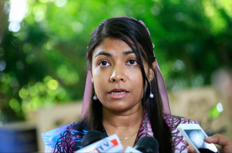 ސިޔާސީ މަސައްކަތް ކުރަނީ ކުރާ ހިތުން؛ ކާންބޯން ނުލިބިގެނެއް ނޫން: ރޮޒެއިނާ