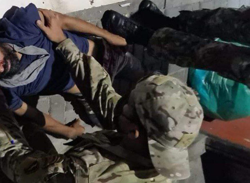 ޒަހަމްތަކަކާއެކު މާލޭގެ މަގުމަތިން ފެނުނު މީހަކަށް ފަރުވާދެނީ