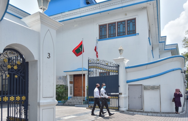 ޝަރުޢީ ދާއިރާގެ މުވައްޒަފުންނަށް ސްޓެޕް އެލަވަންސް ދެނީ
