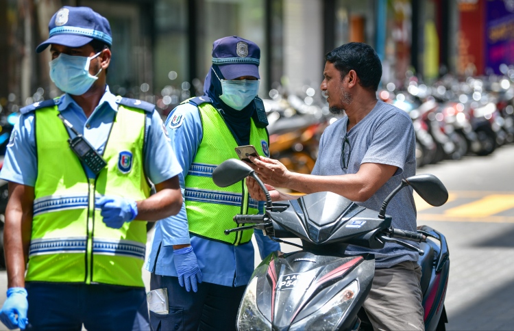 މާސްކުއަޅަނީ ފުރާޅެއްގެ ދަށަށް ވަންނަ ކޮންމެ ފަހަރަކު ނަގާކަށްނޫން: ޑރ. ފައިސަލް