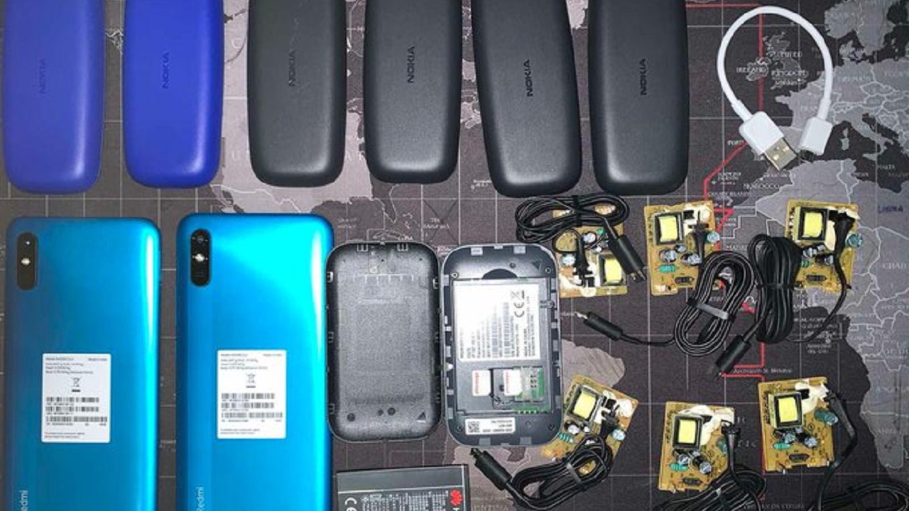 ޑްރޯނެއް ބޭނުންކޮށްގެން މާފުށީ ޖަލަށް ފޯނުތަކެއް ވައްދަން އުޅެފި