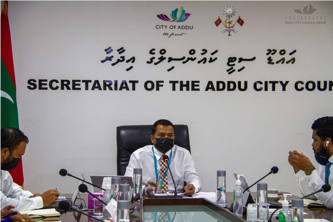 އައްޑޫގައި އަޅާފައިވާ ފިޔަވަޅުތަކަށް ކުޑަ ލުޔެއް ދީފި