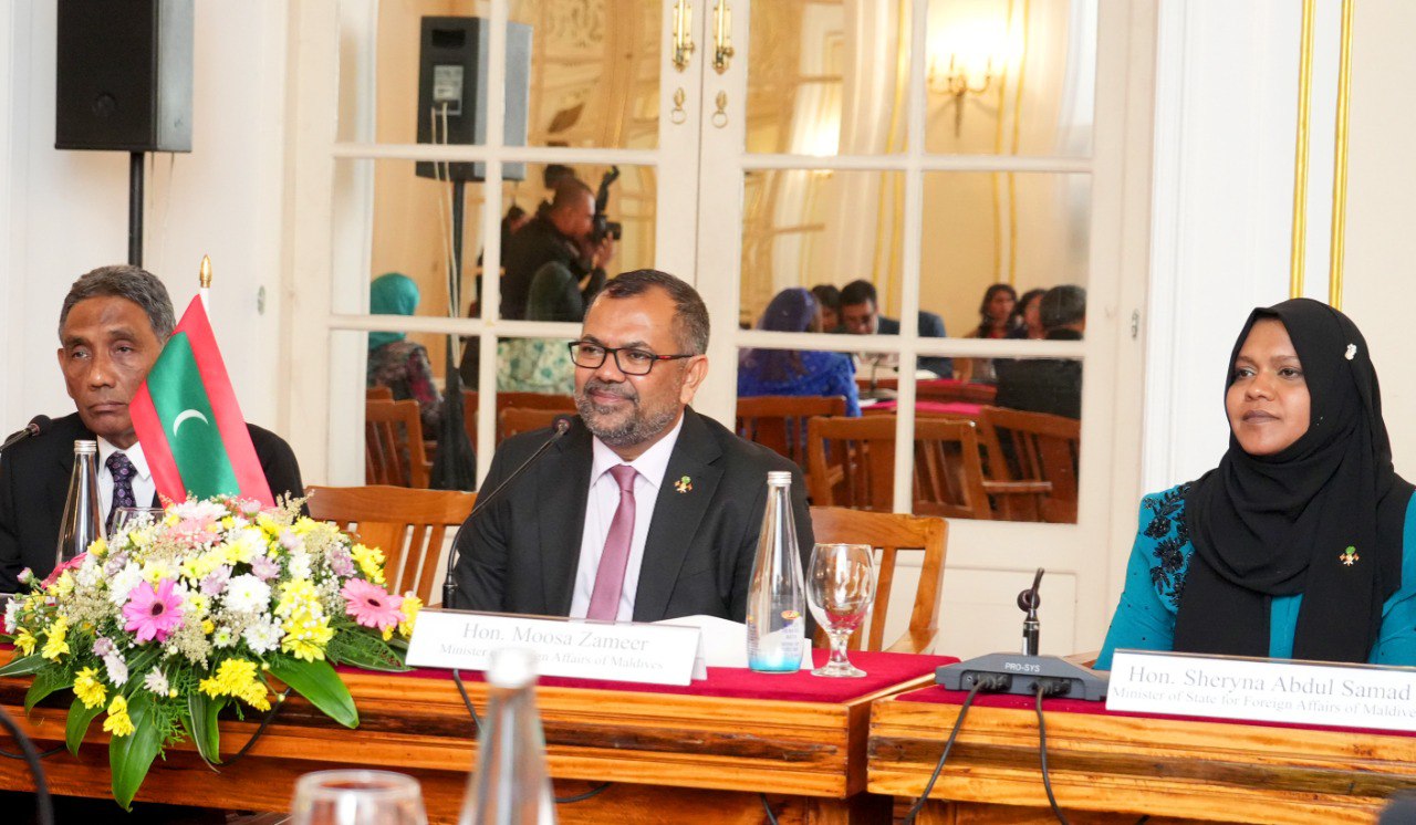 ޚާރިޖީ ވަޒީރުގެ ލަންކާ ދަތުރުފުޅުން ދިވެހީން ހެއްވާލައިފި