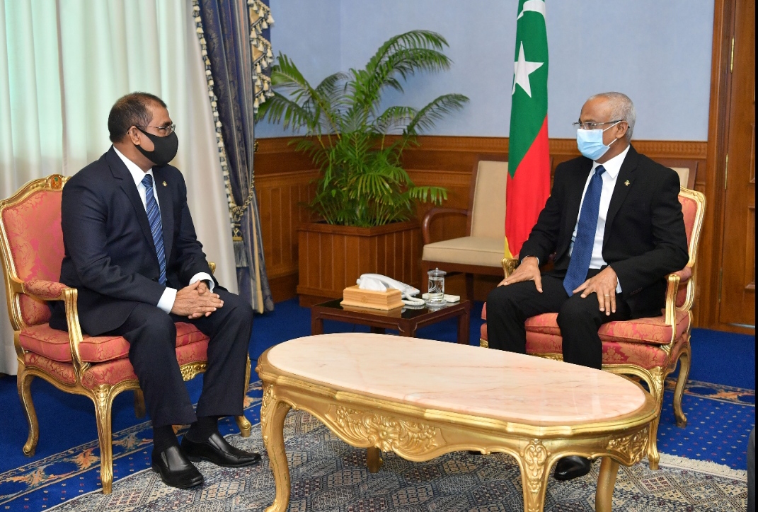 ރައީސްގެ ތަޤުރީރުގެ އަޑު ފަނޑުކުރަން ކުރި މަސައްކަތް ދިޔައީ ތޮޅިއަށް: މައުސޫމް