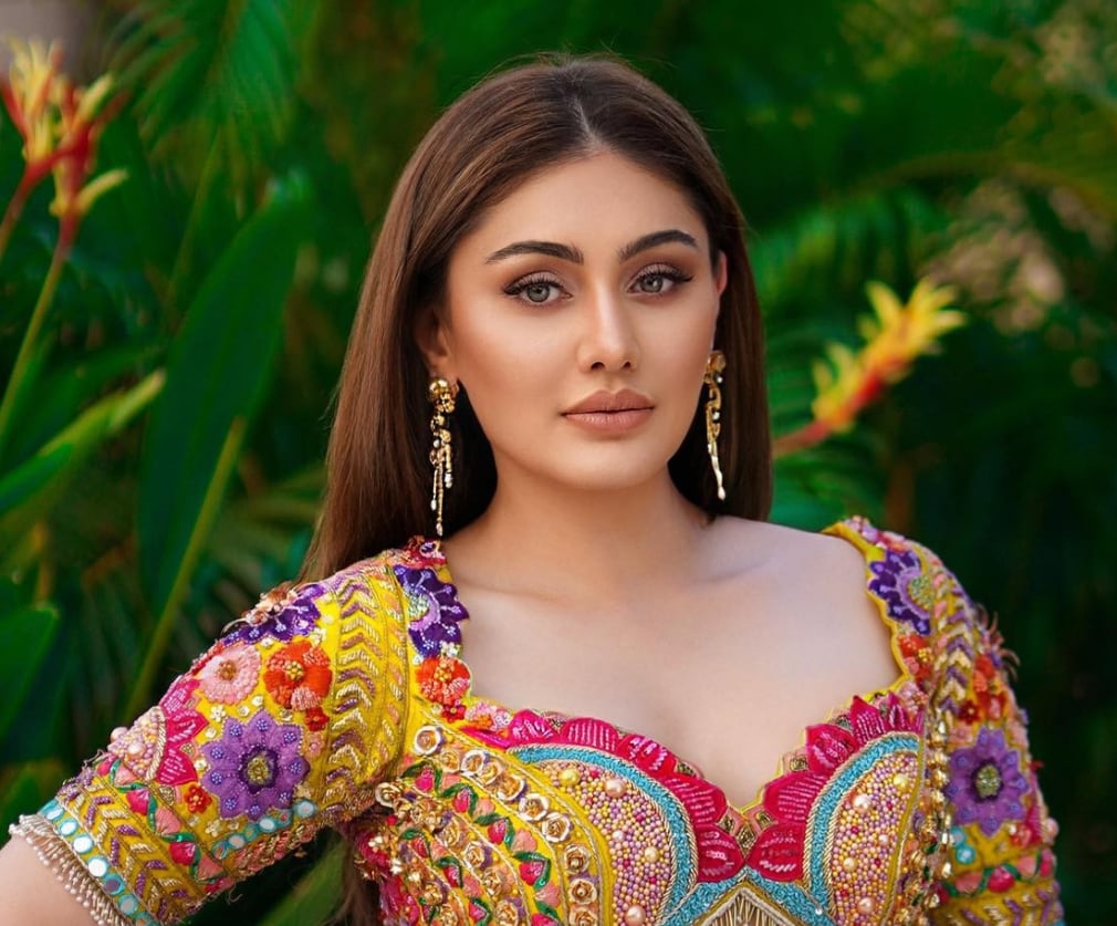 ބޮލީވުޑްގެ ތަރި ޝެފާލީ މަރުވެއްޖެ