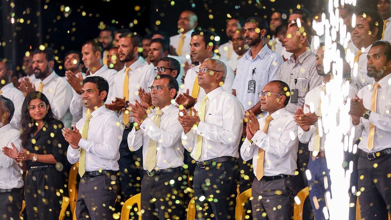 އަޅުގަނޑަކީ އެމްޑީޕީ އުފައްދަން ދެވަނައަށް ސޮއިކުރި މީހާ - ރައީސް