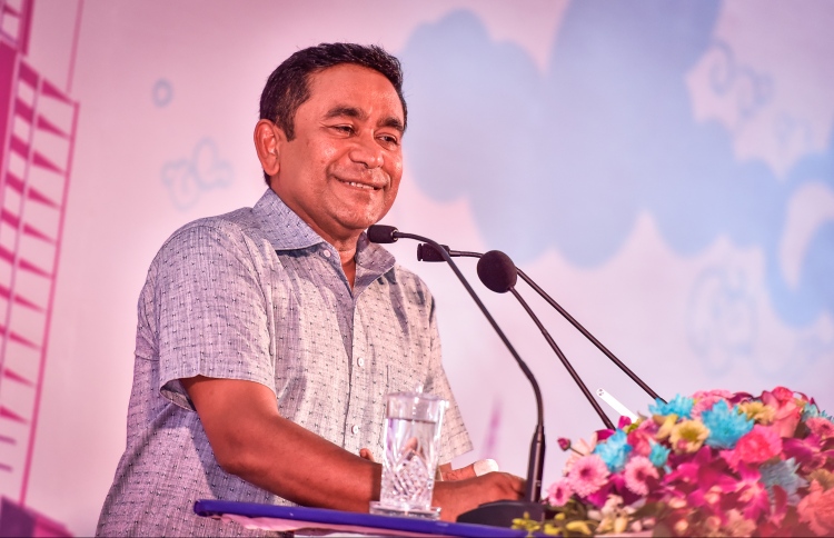 ސަންގެ މަނީލޯންޑަރ މައްސަލަ: ދިފާއީ ހެއްކަކަށް ކުރީގެ ރައީސް ޔާމީން