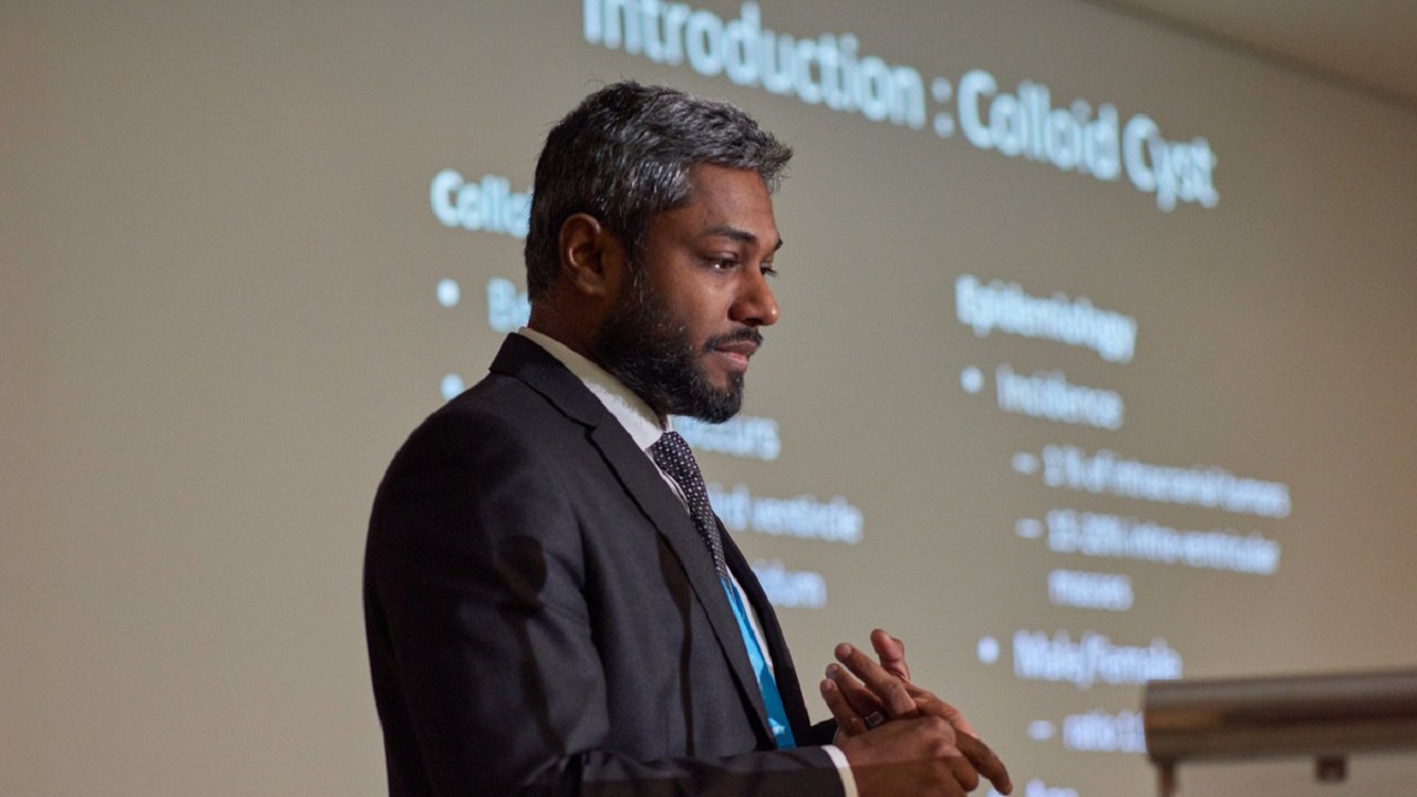 ތިޔަ ހަދަނީ ގޯހަކަށްފަހު ގޯހެއް - ޑރ. ނިޔާފް