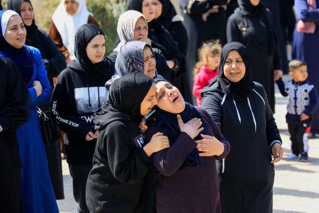 ފަލަސްތީނުގެ ރައްޔިތުންނަށްޓަކާ ދުނިޔޭގެ ލޯތައް ކަނުވެފައި؛ ކަންފަތްތައް ބީރުވެފައި