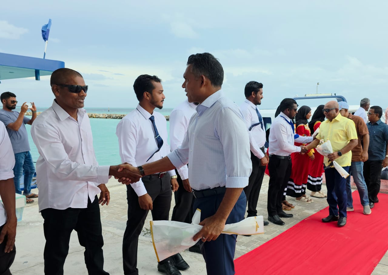 ކައުންސިލްގެ ދައުވަތަކަށް ޝާހިދާއި ފައިސަލް ފީއައްޔަށް ވަޑައިގެންފި