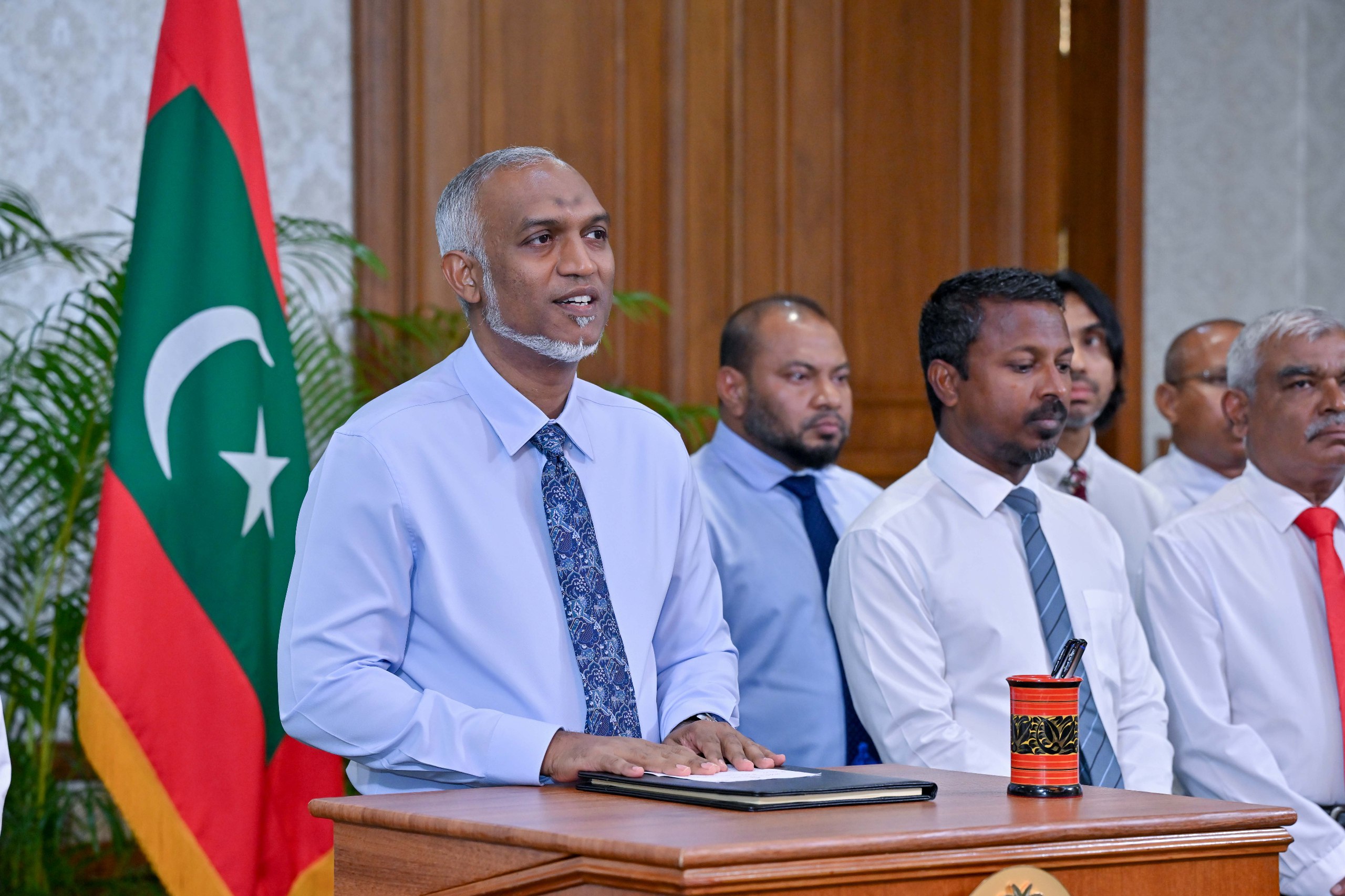 ކުޅިވަރު ޖަމިއްޔާތައް ހިންގުމުގައި ސަރުކާރުން ނުފޫޒެއް ނުފޯރުވާނެ: ރައީސް