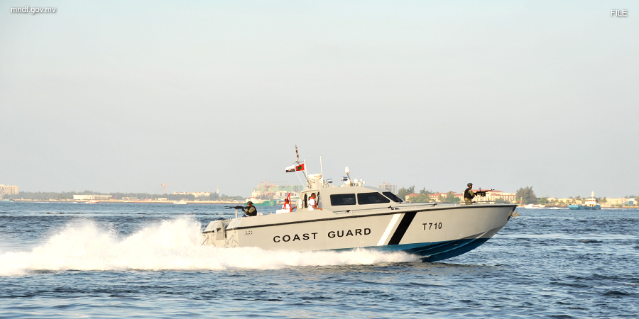 ލޯންްޗަކާއި ޑިންގީއެއް ޖެހި ދެމީހަކަށް އަނިޔާވެއްޖެ