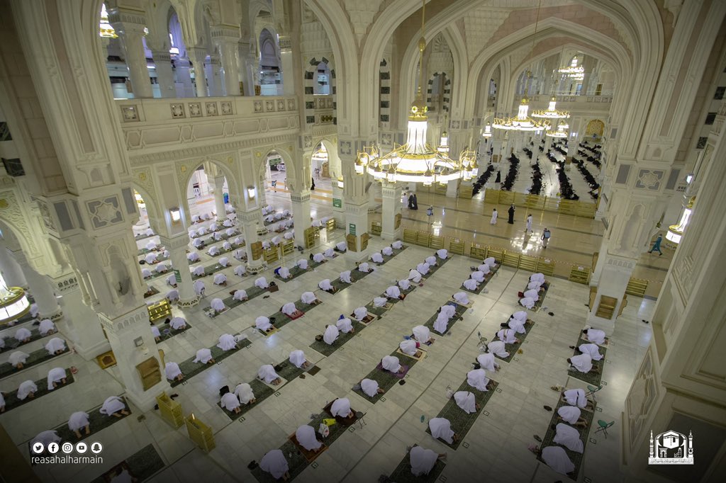 މަސްޖިދުލް ހަރަމްގެ ރީތި މަންޒަރެއް (ފޮޓޯ ކްރިޑިޓް - އަލް ހަރަމައިން)