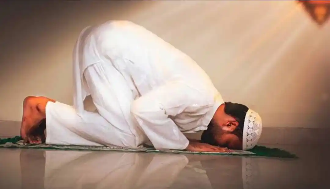 އިޢުތިކާފަށް އިނުން..