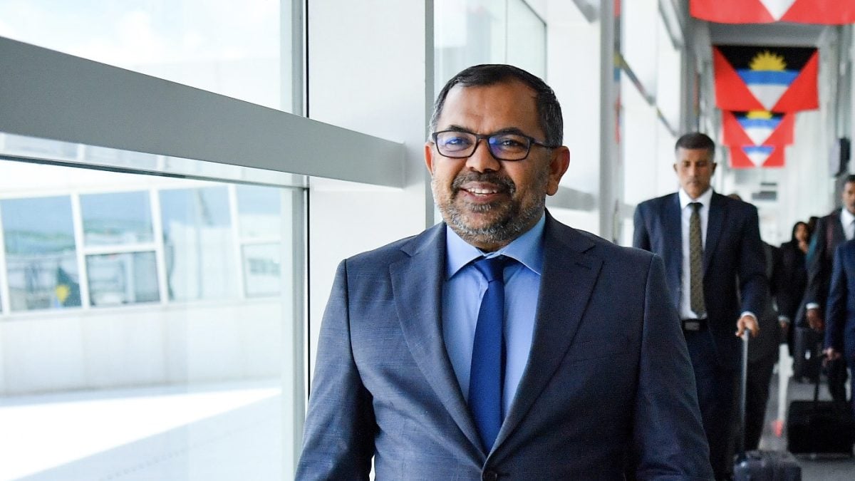 ރަސްމީ ދަތުރުފުޅެއްގައި ޚާރިޖީ ވަޒީރު ބަހްރައިނަށް ފުރާވަޑައިގެންފި