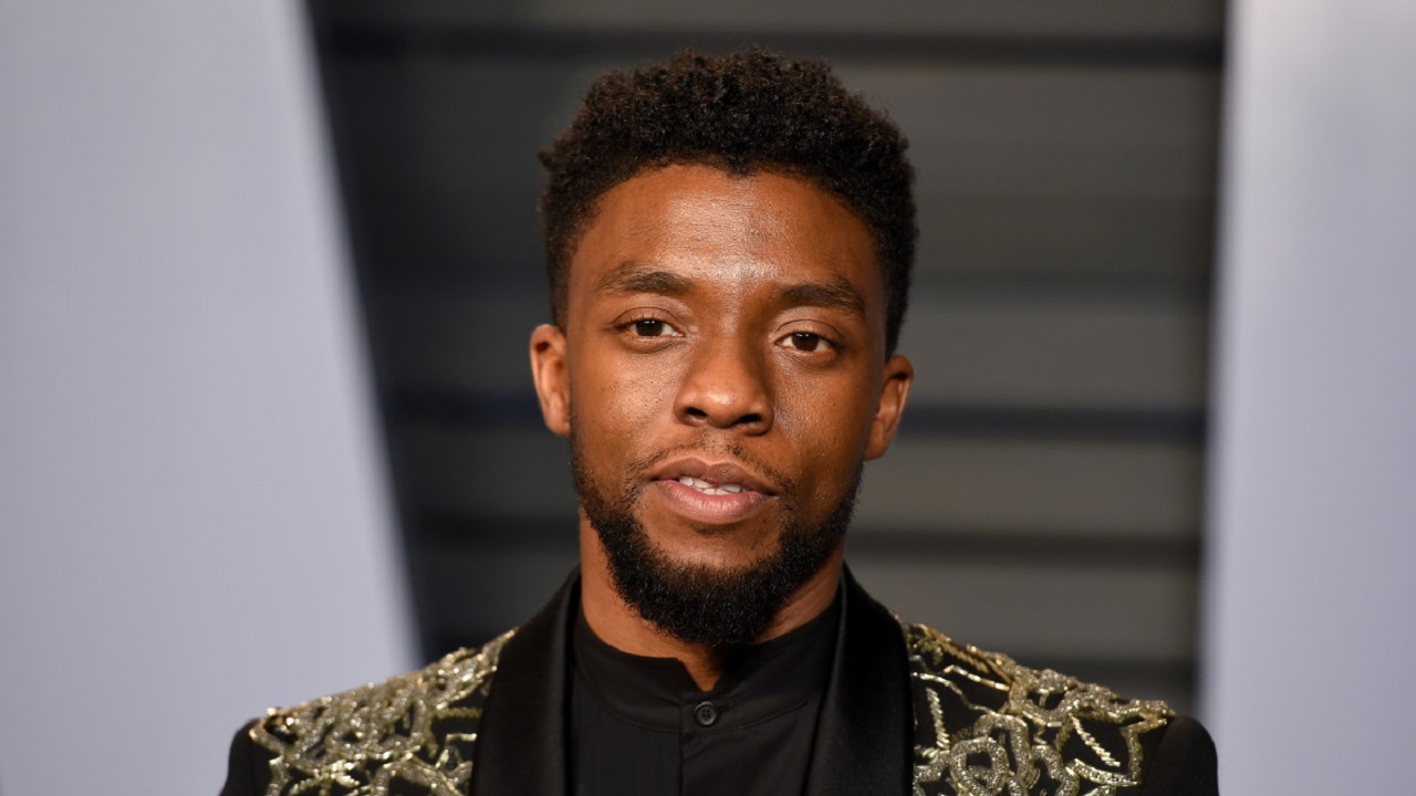 ބްލެކް ޕެންތަރ ގެ ތަރި ޗެޑްވިކް ބޮސްމަން ކެންސަރ ބަލީގައި މަރުވެއްޖެ