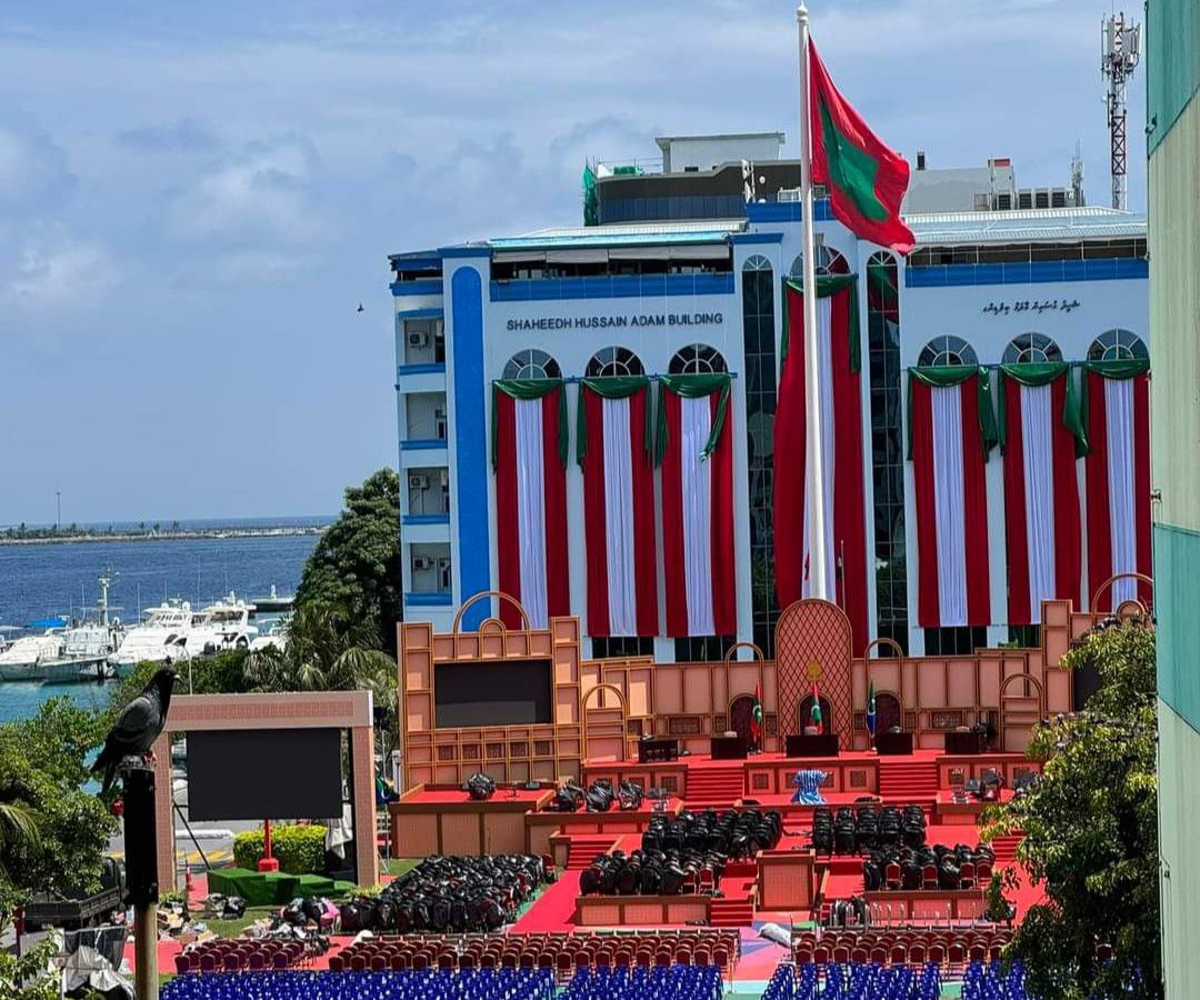 ހުވާ ކުރުމުގެ ރަސްމިއްޔާތު ތިން ބަަހަކުން