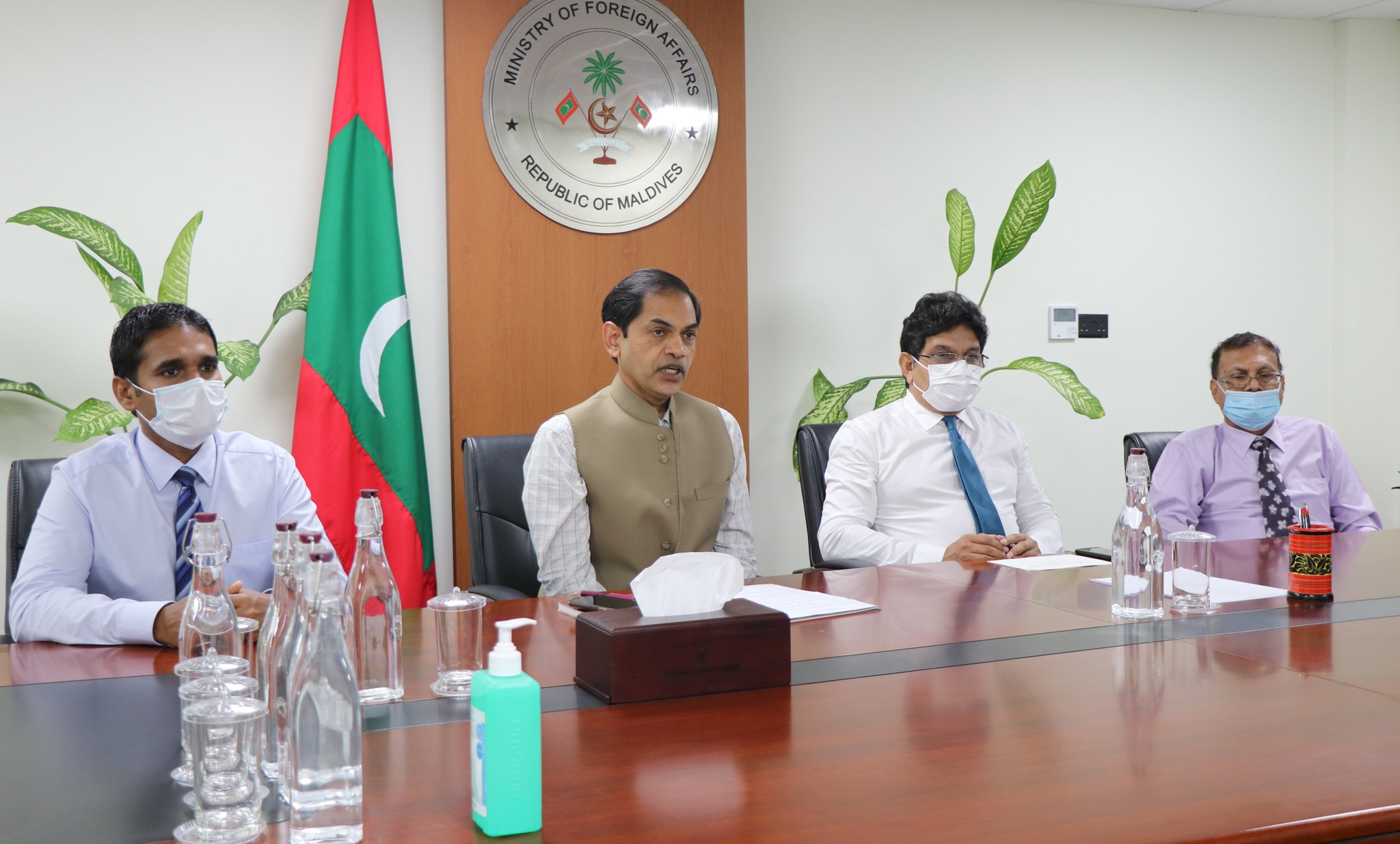 އައްޑޫގައި ގޭދޮށު މަސްފެކްޓްރީ ގާއިމްކުރުމުގެ އެއްބަސްވުމުގައި ސޮއިކޮށްފި