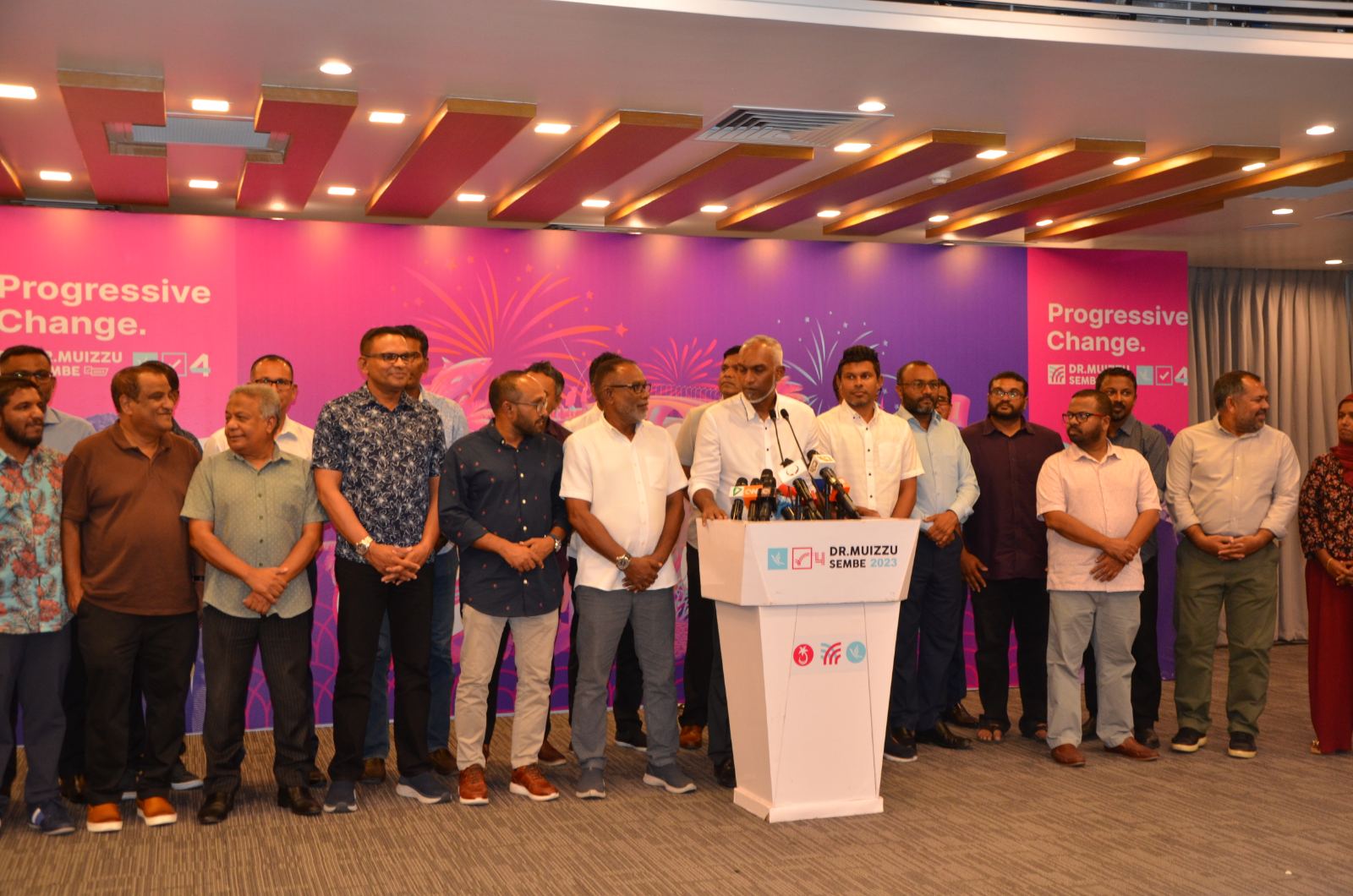 އިންތިޚާބީ ރައީސް ޑރ. މުޢިއްޒު ހޯއްދެވި ކާމިޔާބީއަށް އެމެރިކާއިން މަރުހަބާ ކިޔައިފި