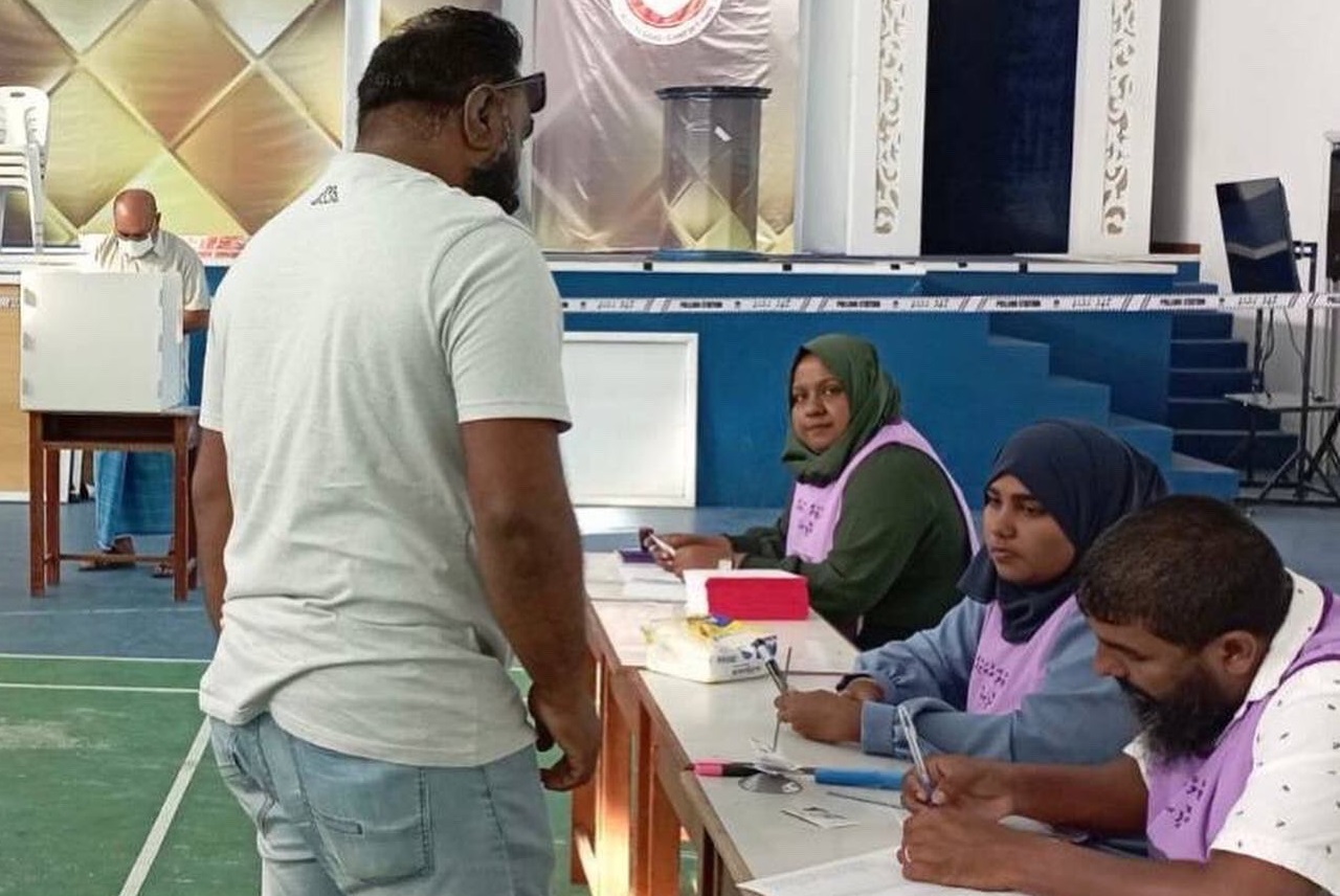 ރިޔާސީ އިންތިޚާބަށް 5،597 އޮފިޝަލުން ހޯދަނީ