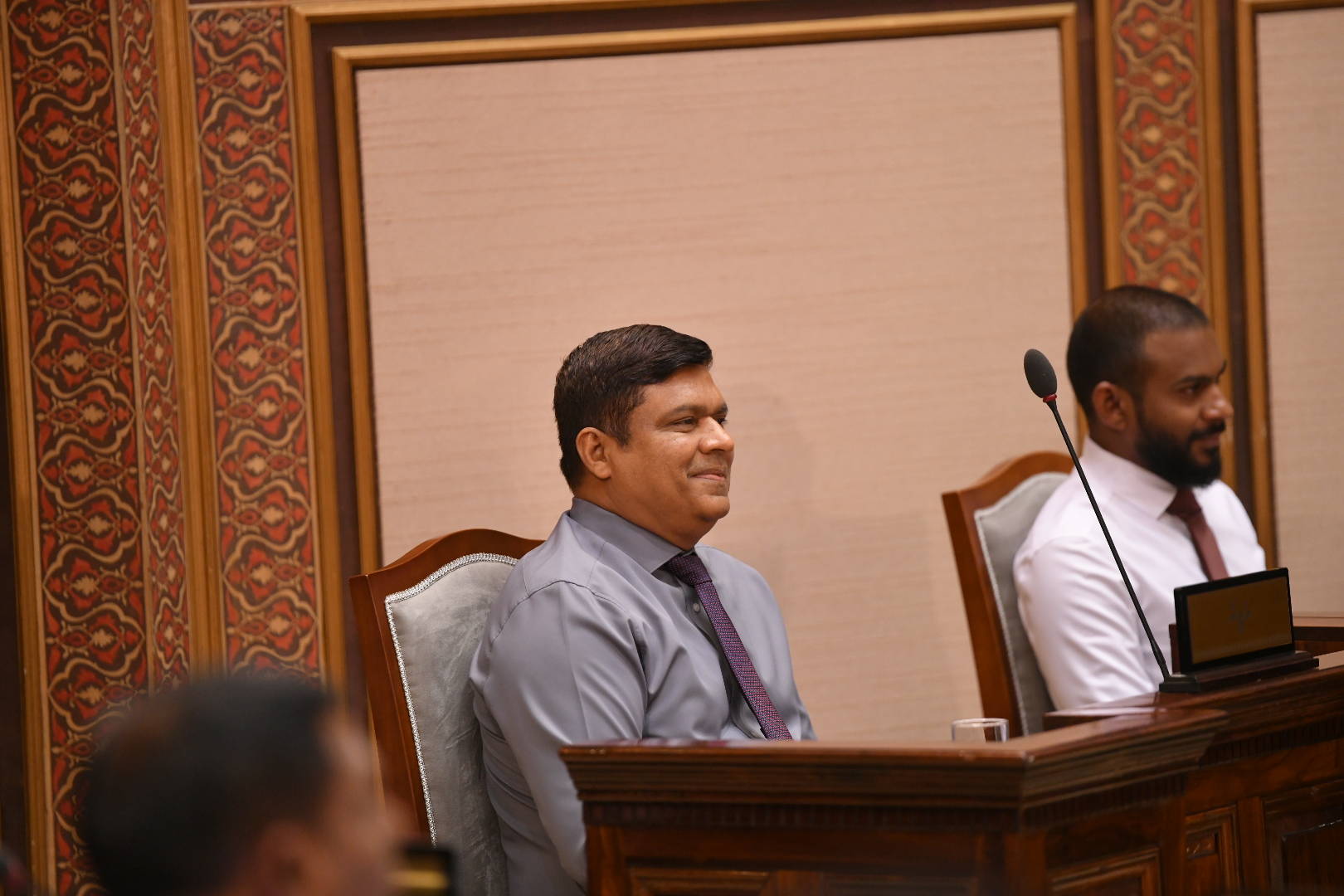 މިނިސްޓަރު އަމީންގެ އިތުބާރު ނެތް ކަމަށް ފާހެއް ނުވި