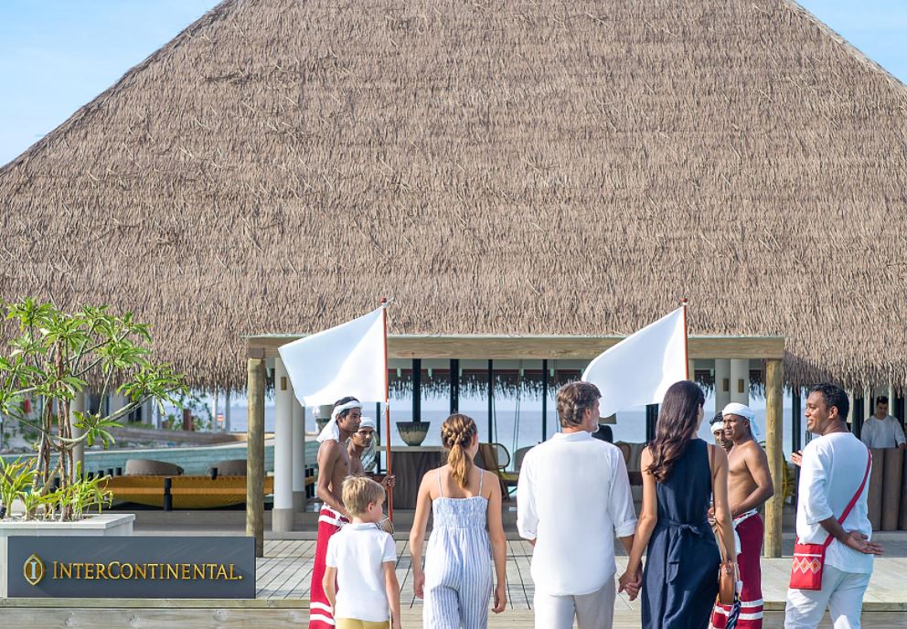 އަހަރުގެ މިހާތަނަށް 9 ލައްކަ ފަތުރުވެރިން ރާއްޖެއަށް!