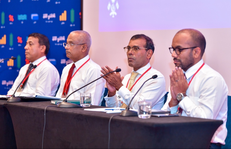 ރައީސް ނަޝީދާއި އަޅުގަނޑާ ދެމެދު އެއްވެސް ދެކޮޅުވެރިކަމެއް ނެތް: އަމީރު