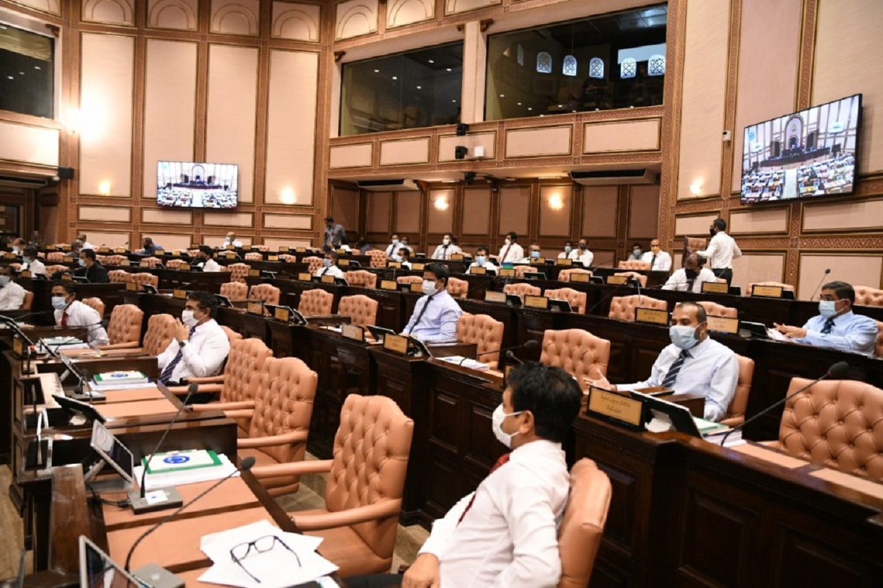 އުއްތަމަ ފަނޑިޔާރުގެ ގެކޮޅުގެ ސެކިއުރިޓީ ބްރީޗްވީ މައްސަލަ މަޖިލީހަށް