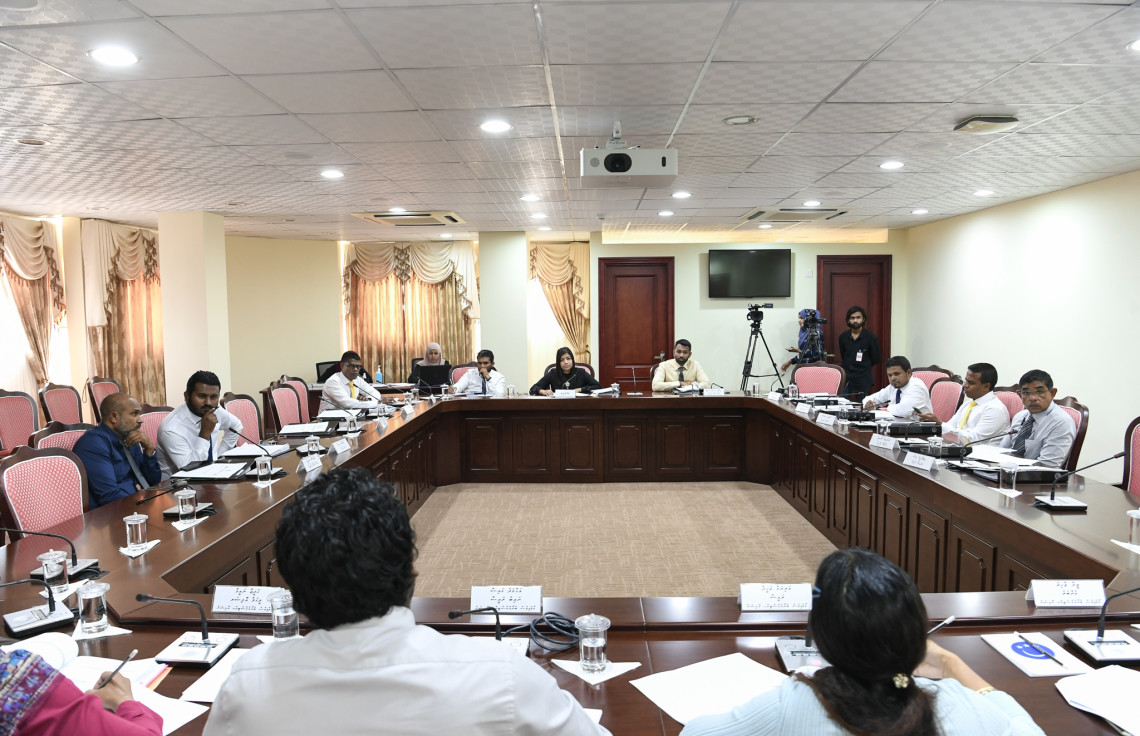 ސަފާރީ ރޭޕްކޭސް: ފުލުހުންގެ އިހުމާލެއް އޮތްތޯ މަޖިލީހުން ބަލަނީ