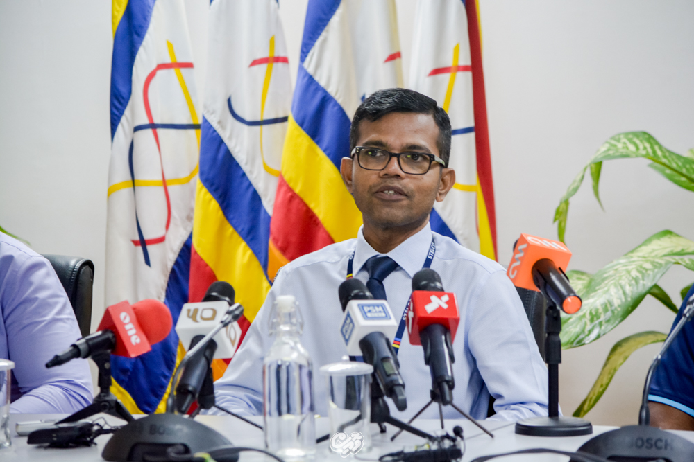 ކައިރީކައިރީގައި ކަރަންޓު ދެ ބިލެއް ފޮނުވީ ކަސްޓަމަރުންގެ ފައިދާއަށް: ފަހުމީ