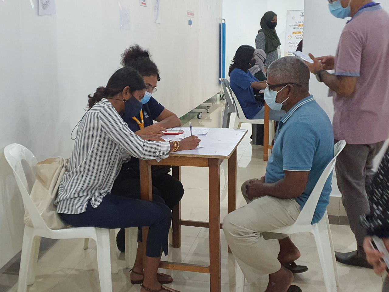 އާބާދީގެ 50 ޕަސަންޓު މީހުން ވެކްސިން ފުރިހަމަކޮށްފި