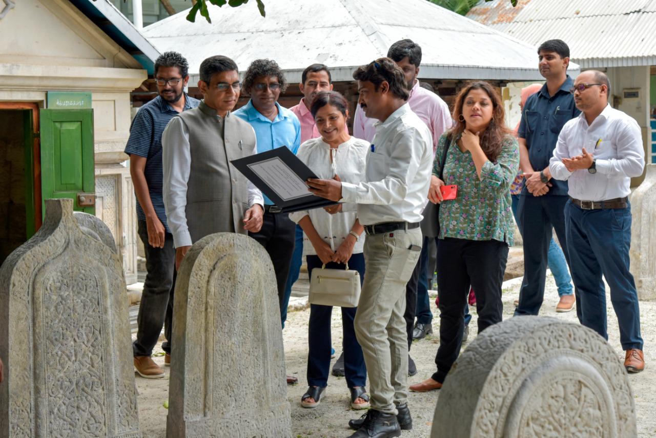 ހުކުރު މިސްކިތުގެ އާބަތުރަ ފިލުވުމުގެ މަސައްކަތް ބާރަށް ކުރިއަށް