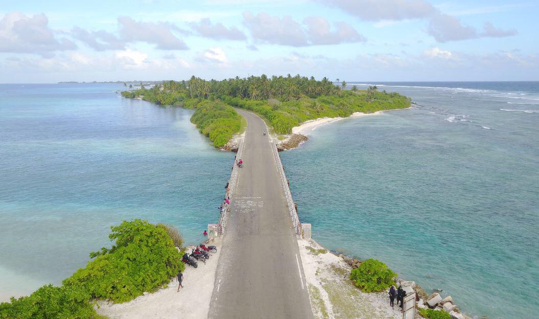 އައްޑޫ މަގު ހެދުމާއި ބިންހިއްކުމުގެ މަޝްރޫއު މިއަހަރު ފަހުކޮޅު ފެށޭނެ: އައްޑޫ ޝަރީފް