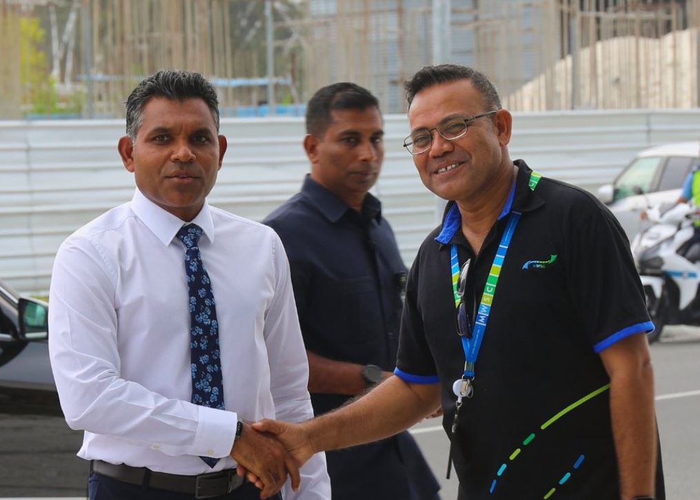 ނާއިބު ރައީސް އެމްޑަބްލިޔުއެސްސީގެ މަލަސް ރެސިޑެންސްއަށް