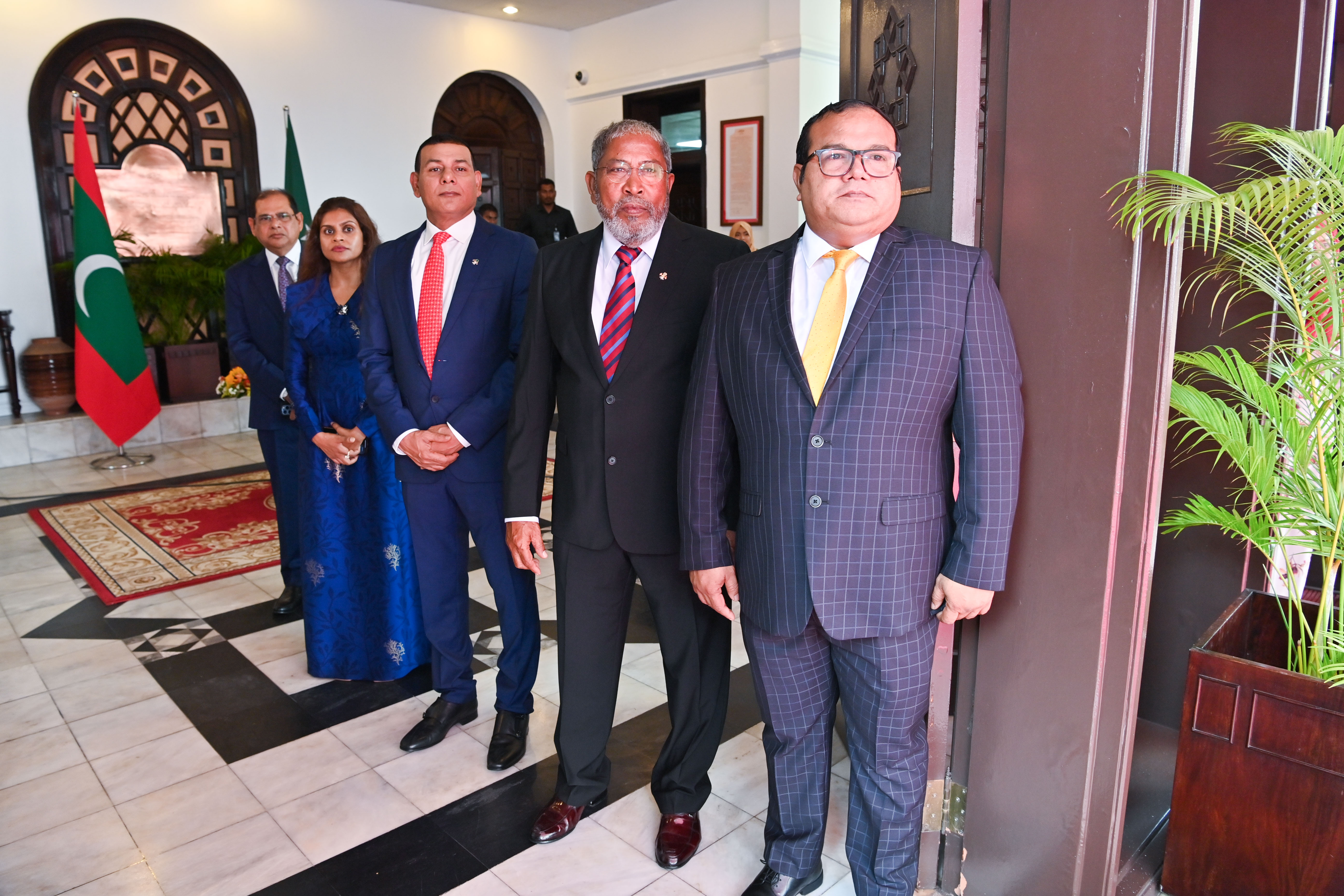 މަޖިލީހުގެ ރައީސްކަމާއި ހަވާލުވެވަޑައިގަތުމަށް އަސްލަމް ހުންނެވީ ތައްޔާރަށް