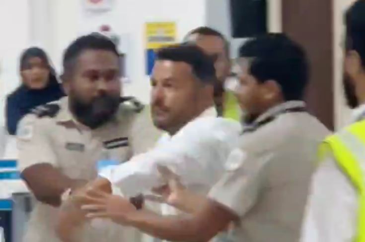 ވެލާނާ އެެއާޕޯޓުގައި މާރާމާރީ ހިންގައިގެން ހައްޔަރުކުރި މީހާ ދޫކޮށްލައިފި