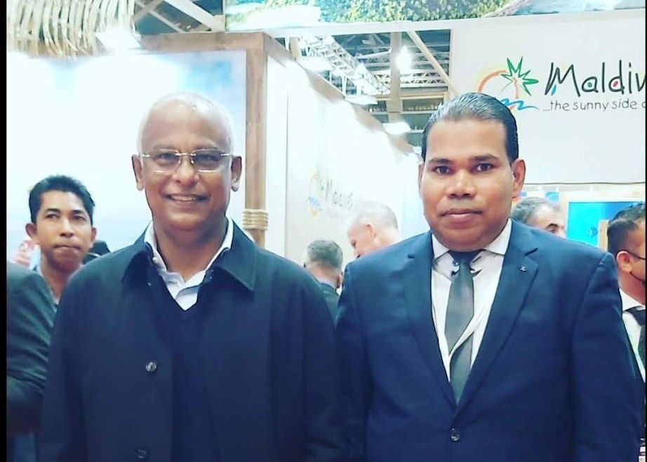 ފަތުރުވެރިކަމުގެ ދާއިރާގައި 25 އަހަރުގެ ޚިދުމަތަށްފަހު އަޙްމަދު ދީދީ އެންމެ ފަހުން ސިޔާސީ މައިދާނަށް!