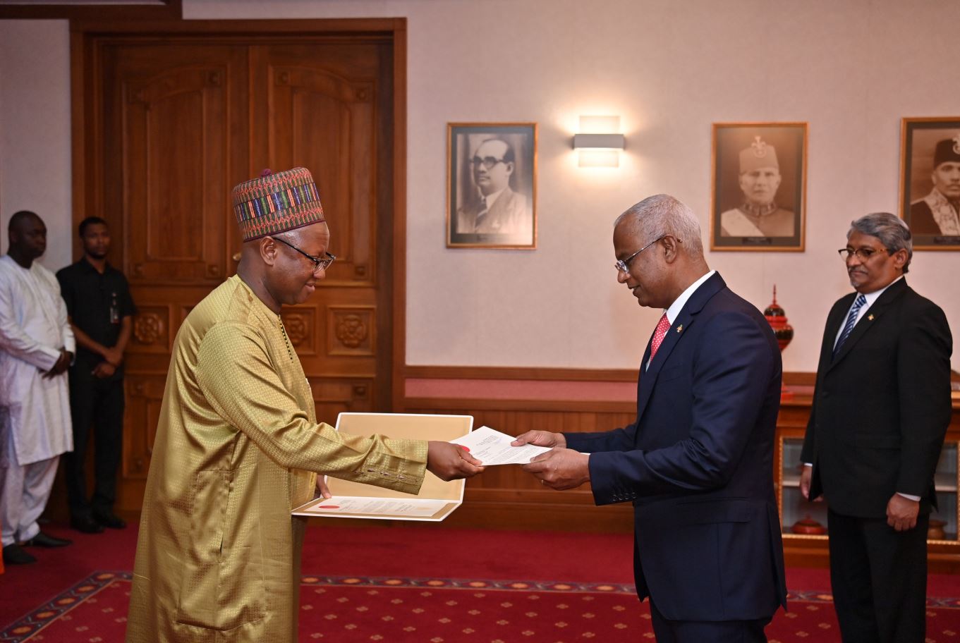 ގެމްބިއާއާއި ރާއްޖޭގެ ގުޅުން ބަދަހިކުރުމަށް މަޝްވަރާކޮށްފި