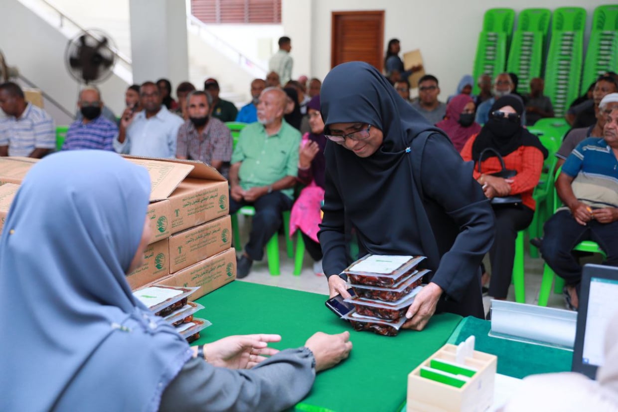 ސައޫދީން ރާއްޖެއަށް 50 ޓަނު ކަދުރު؛ ރޯދަައިގެ ކުރިން ބަހައި ނިންމަނީ