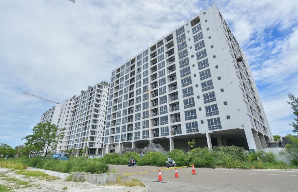 ސިފައިންނާ ފުލުހުންގެ ފްލެޓްތައް މިމަހު ނިމޭނެ