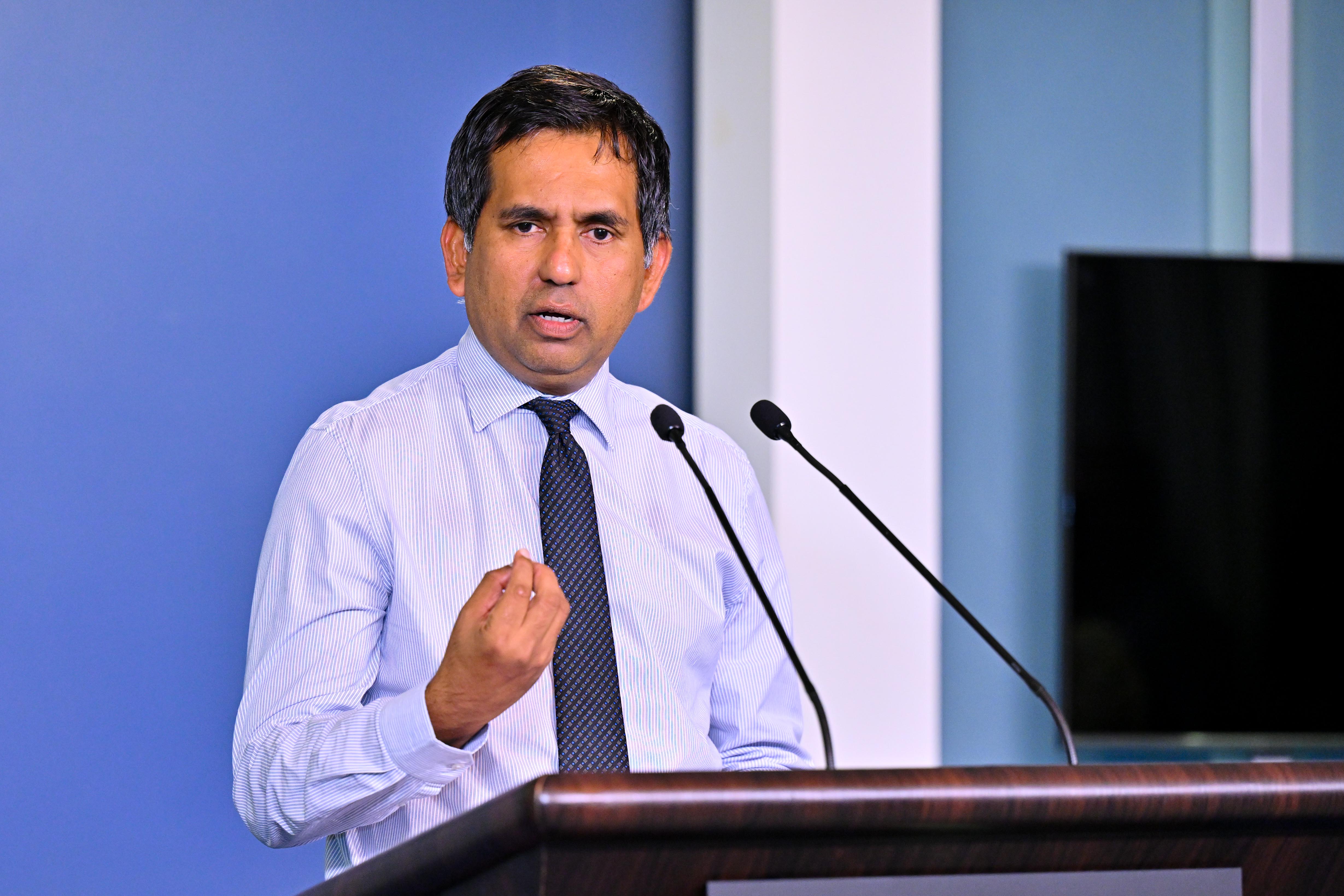 ގޮނޑި ގެއްލޭ ގޮތަށް ޤާނޫނުއަސާސީ ބަދަލުކުރުން؛ ސަޢީދު ވިދާޅުވަނީ އާކަމެއް ހިނގައިގެން ނޫޅޭކަމަށް