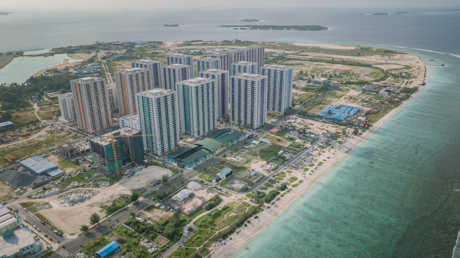 ހުޅުމާލެ ފޭސް ދޭއްގައި 10 ޓަވަރު އަޅައިދޭނެ ބަޔަކު ހޯދަނީ