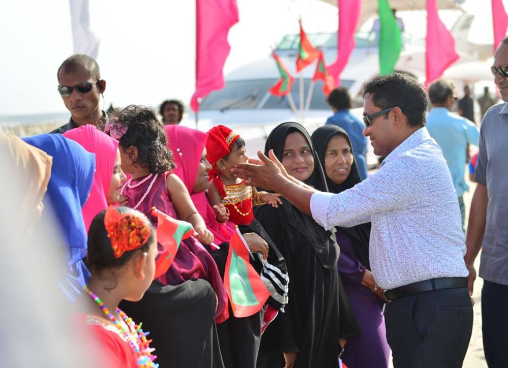 ރައީސް ޔާމީން ކ. އަތޮޅުގެ 2 ރަށަކަށް!