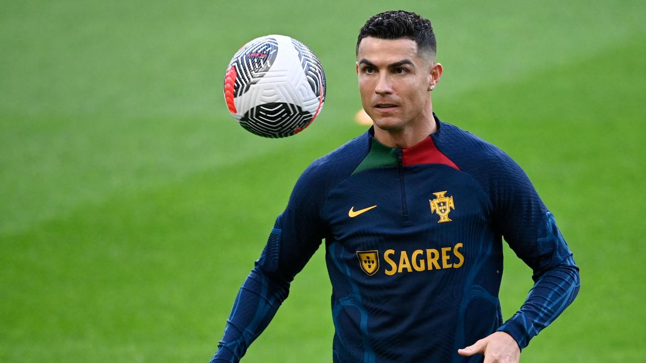 1000 ގޯލް ހަމަކުރުމަށް ރޮނާލްޑޯ އަޒުމް ކަނޑައަޅައިފި