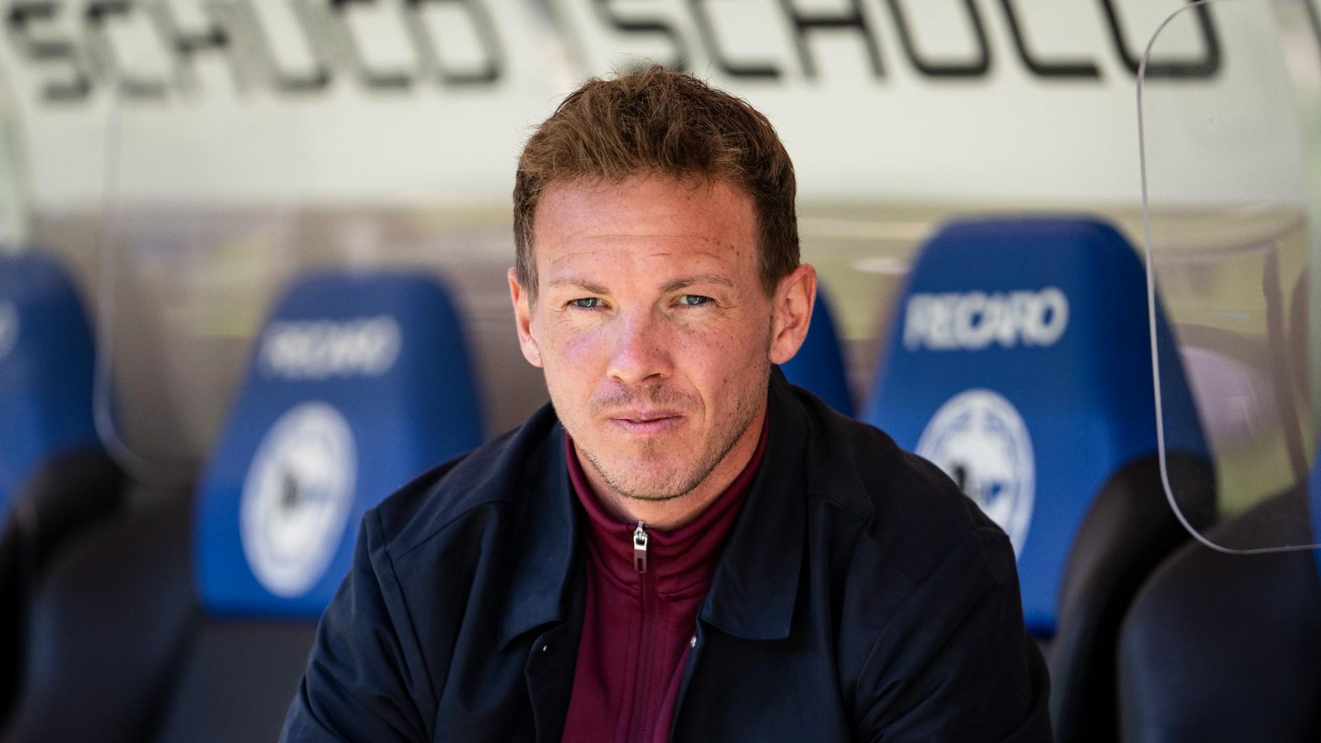 ޖަރުމަން ގައުމީ ޓީމްގެ ކޯޗްކަން ނާގަލްސްމަންއާއި ހަވާލުކުރަން މަޝްވަރާކޮށްފި