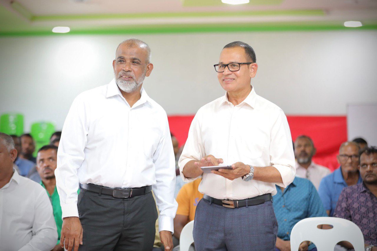 އަލިފުށީ މަގުތައް ޒަމާނީ ފެންވަރަށް ތަރައްޤީ ކުރުމުގެ އަމަލީ މަސައްކަތް ފަށައިފި