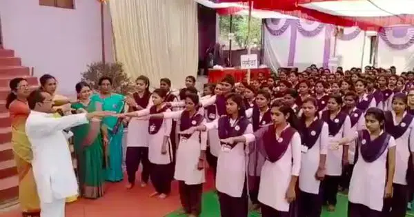 މައިންބަފައިން ދައްކާ މީހަކާ ނޫނީ ކައިވެނި ނުކުރަން ހުވާކޮށްފި