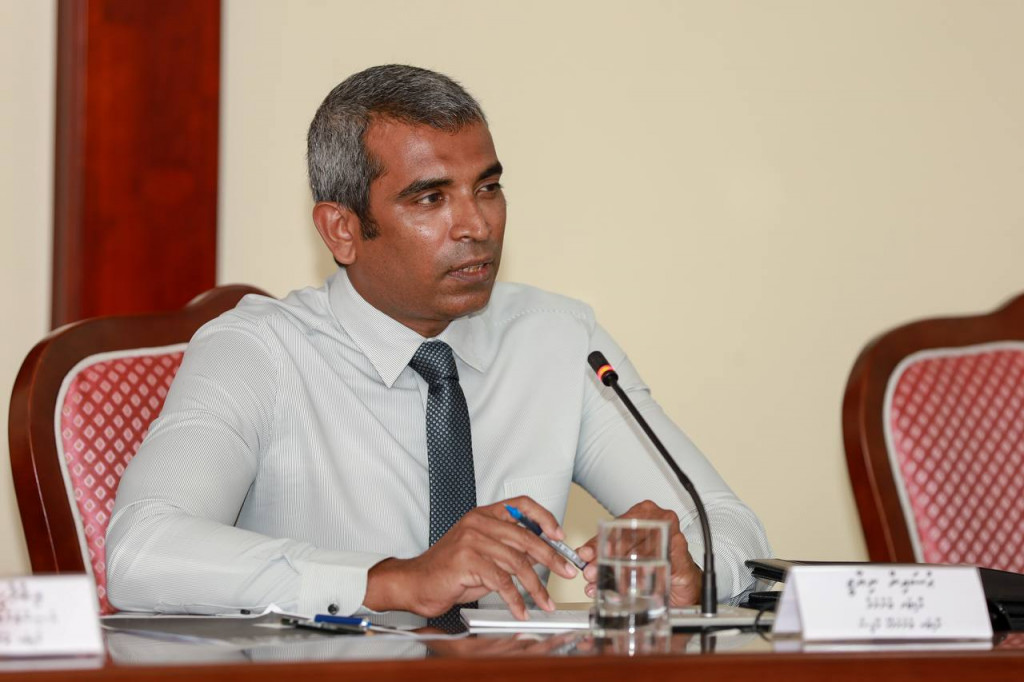 ދައުލަތަށް ނުލިބިހުރި ފައިސާ ހޯދަން އަވަސް ފިޔަވަޅުތަކެއް އެޅުމަށް މީރާއަށް އަންގައިފި