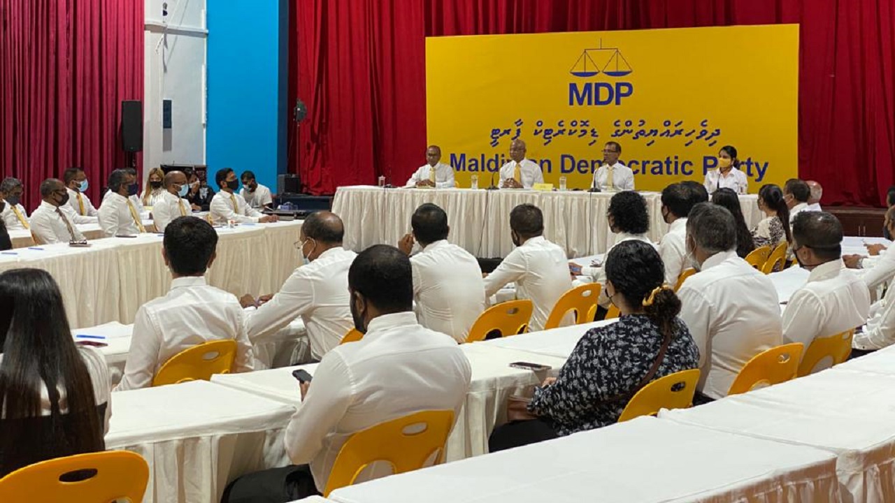 އެމްޑީޕީގެ އިންތިޚާބަށް މަހުލޫފްގެ ޝަރުތު ހަމައެއްނުވޭ - ޝަކުވާ ކޮމިޓީ