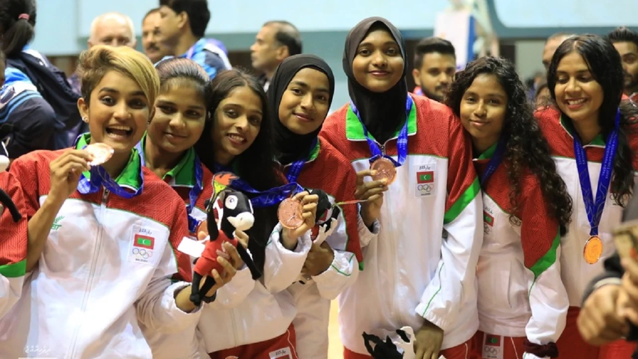 ކުޅިވަރު ކުރިއަރުވަން 20 އަހަރުގެ ޕްލޭނެއް އެކުލަވާލަނީ